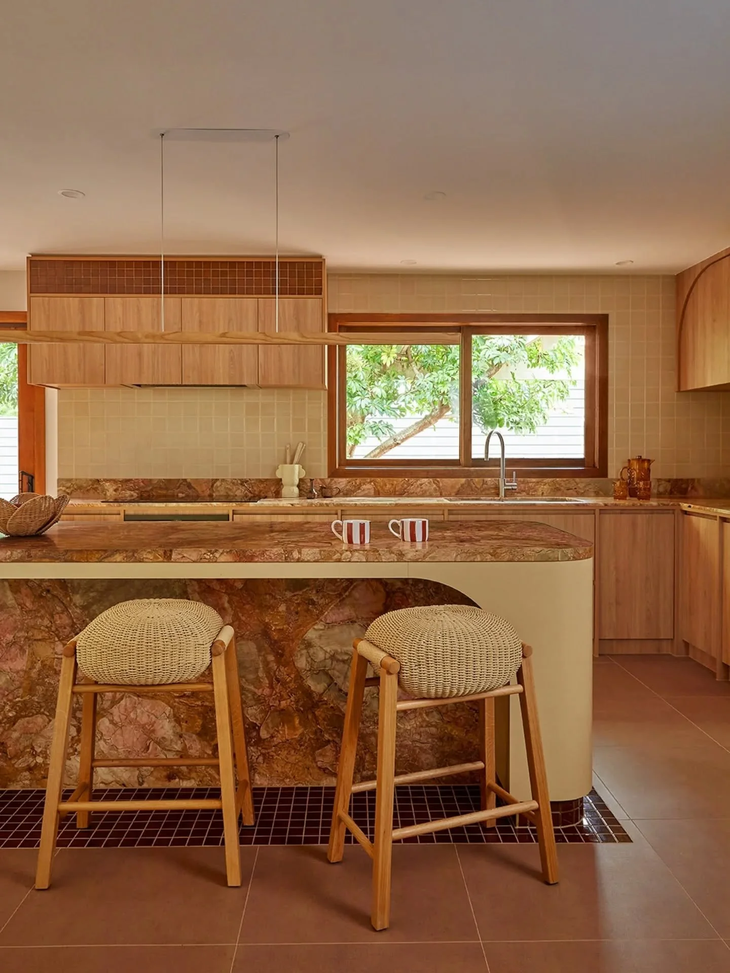 FEATURED today on @thedesignfiles the Ormond project by @gia_renovations An absolute pleasure capturing this space and working with @carmelwylie_interiordesign Who beautifully brought this home back to life. Functional layout, incredible colour palet