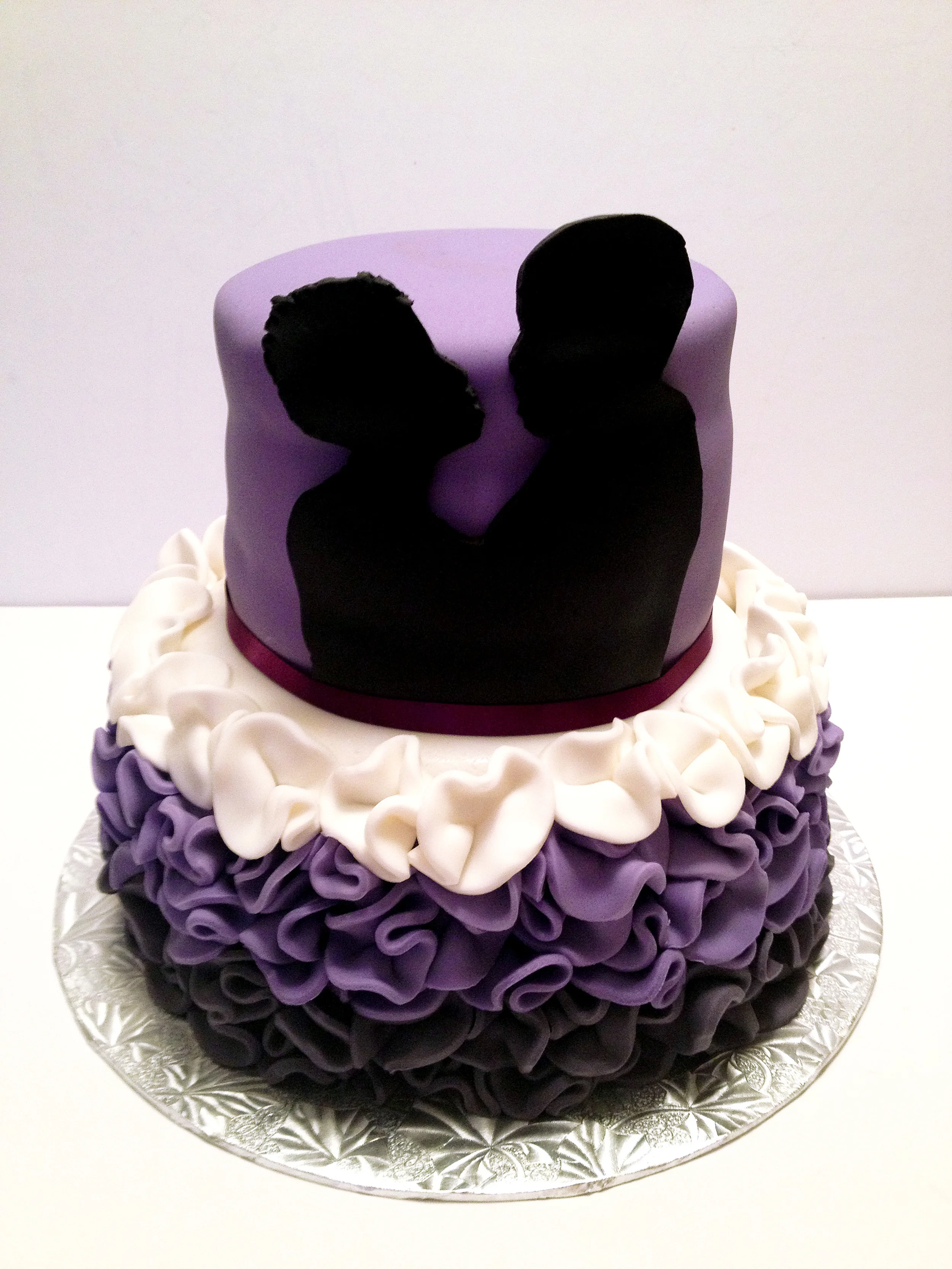 WeddingSilhouetteCake.jpg