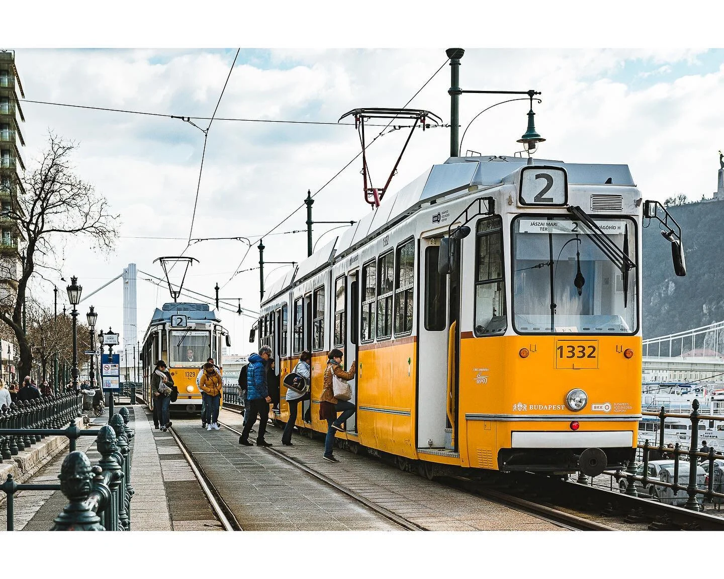 Two Trams - Budapest, Hungary - 2017

#nilevinczphotography #nikonnofilter #yourshotphotographer #streetphotography #travelphotography #sweetstreetbeat #life_is_street #peopleinplaces #urbanlandscapes #photocinematica #eyeshotmag #madewithlightroom #