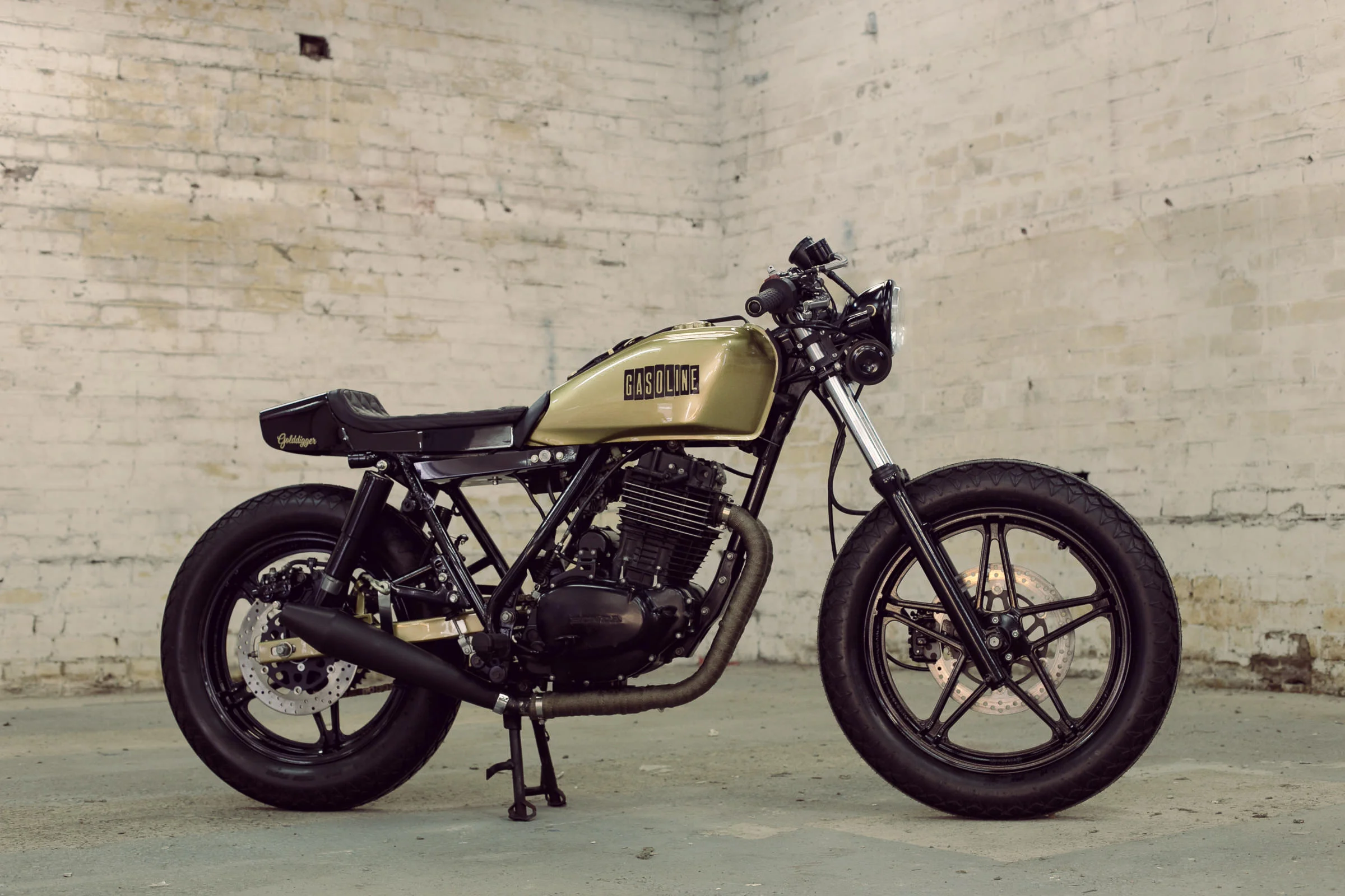 Honda-FT500-1(edit).jpg