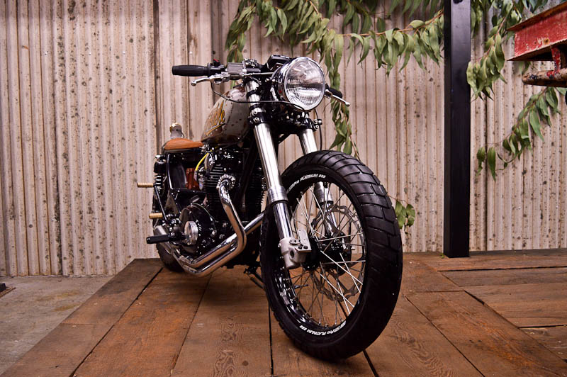 Trouble is on the verge of being completed but we could help our selves with photographing the beautiful beast of a machine. After a prime appearance on the racks at Throttle Roll she is back in the Gasoline Showroom. Check out more of her on our Customs Page ...