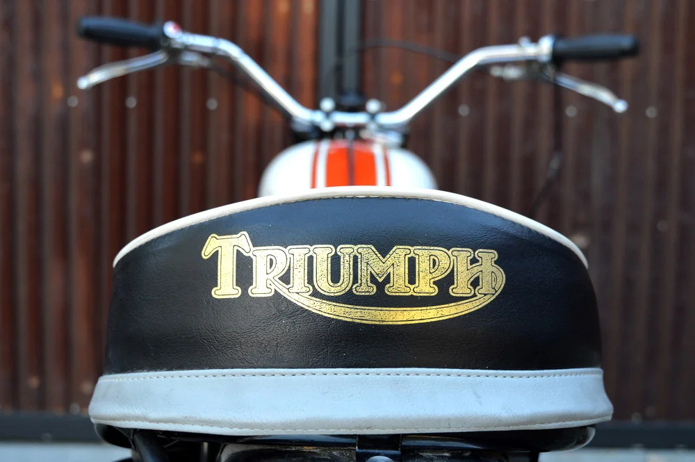 TriumphTTs_07.jpg