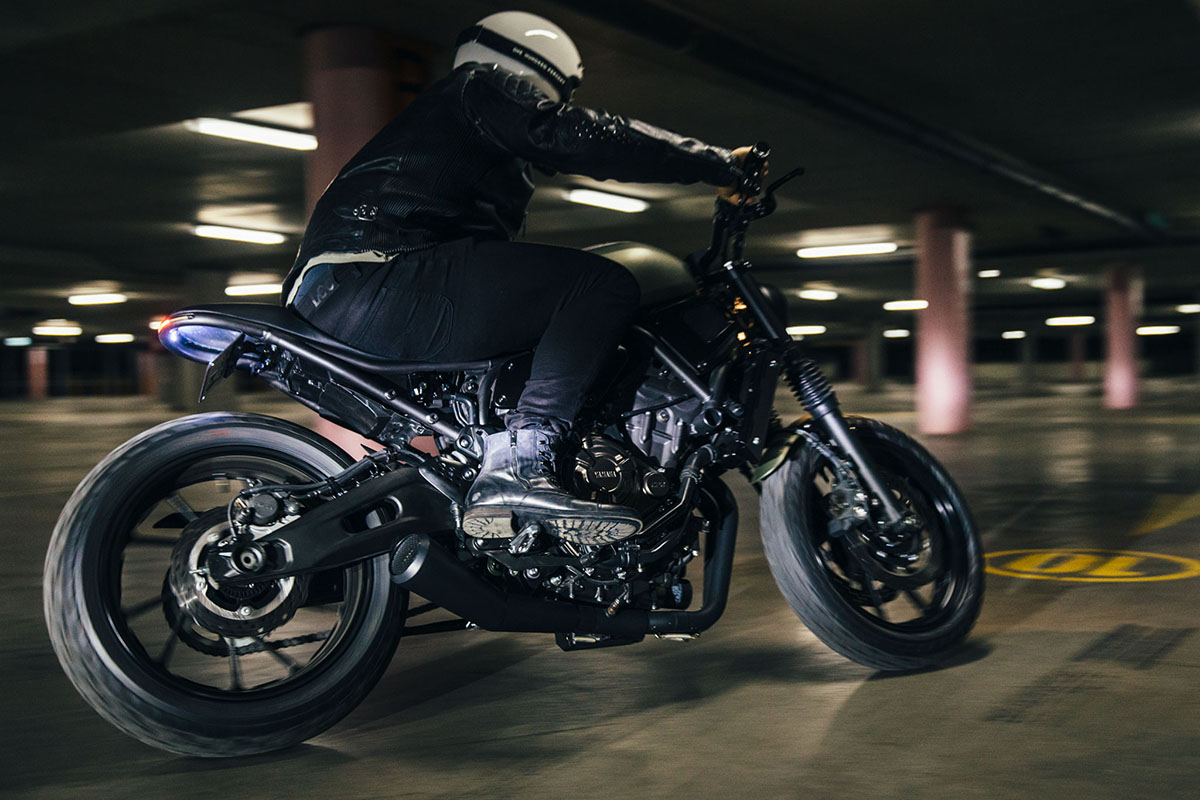 Yamaha_XSR700_Gasoline_8893.jpg