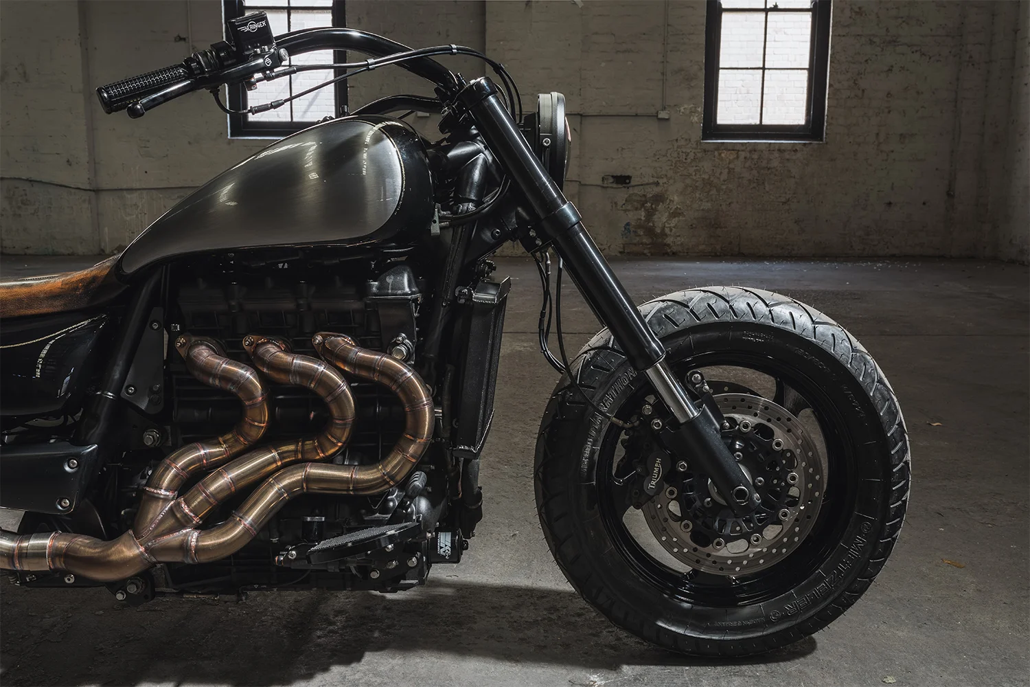 black_BEss_0004__E0A8121-HDR.jpg