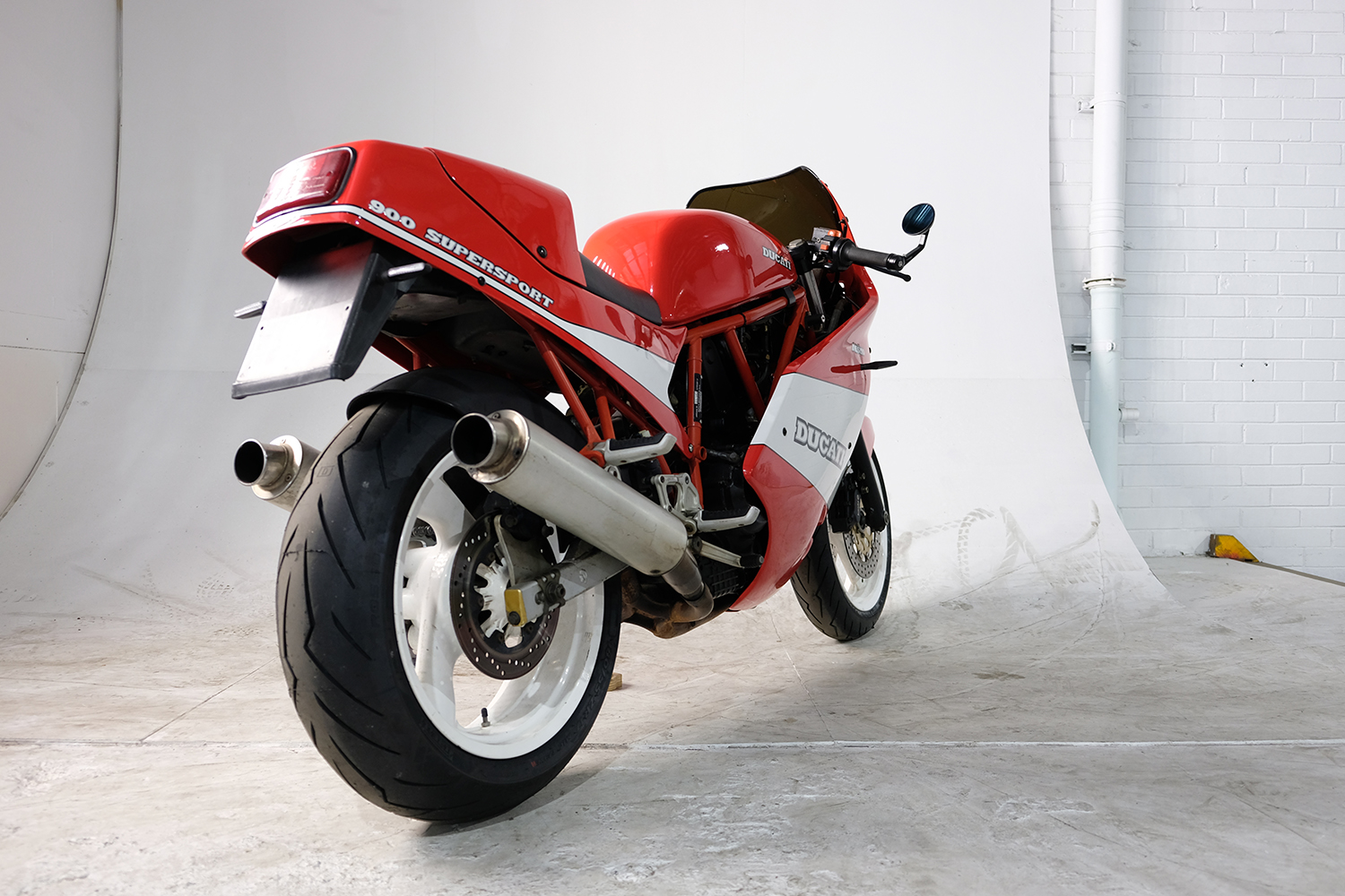 Ducati Desmo_0008_DSCF1495.jpg
