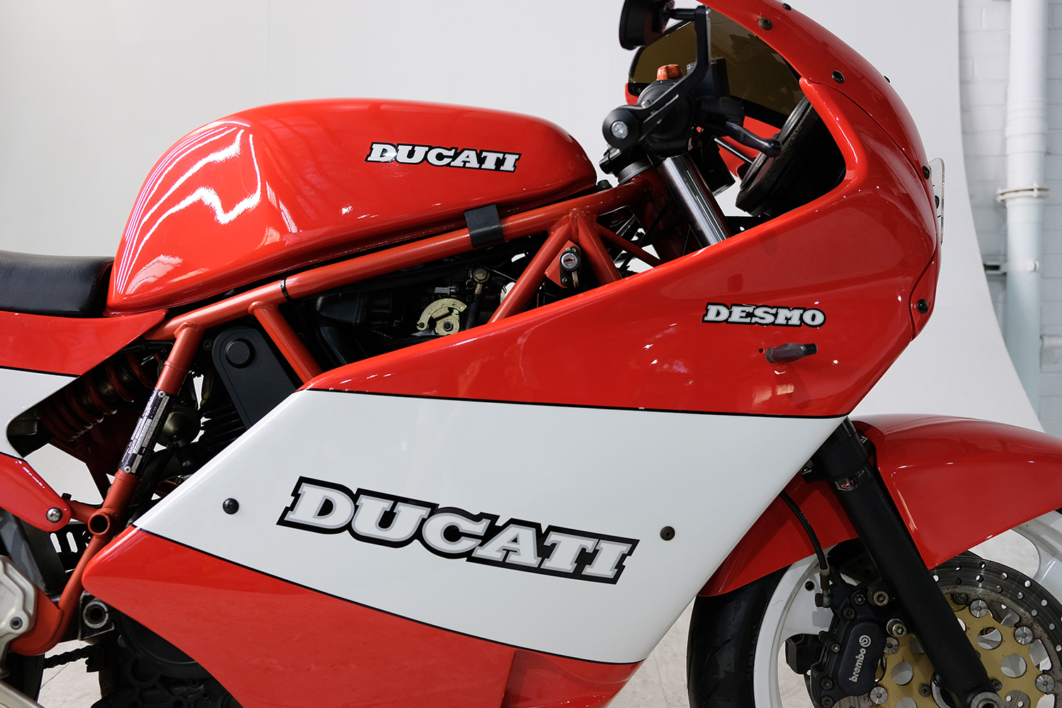 Ducati Desmo_0012_DSCF1487.jpg