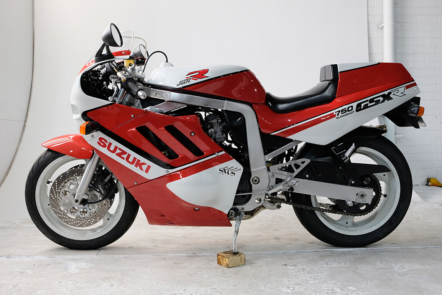 2011 Suzuki GSXR750 Review  Motorcyclecom