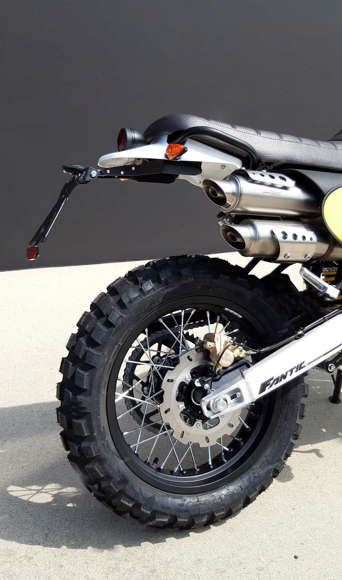 Fantic tailtidy.jpg