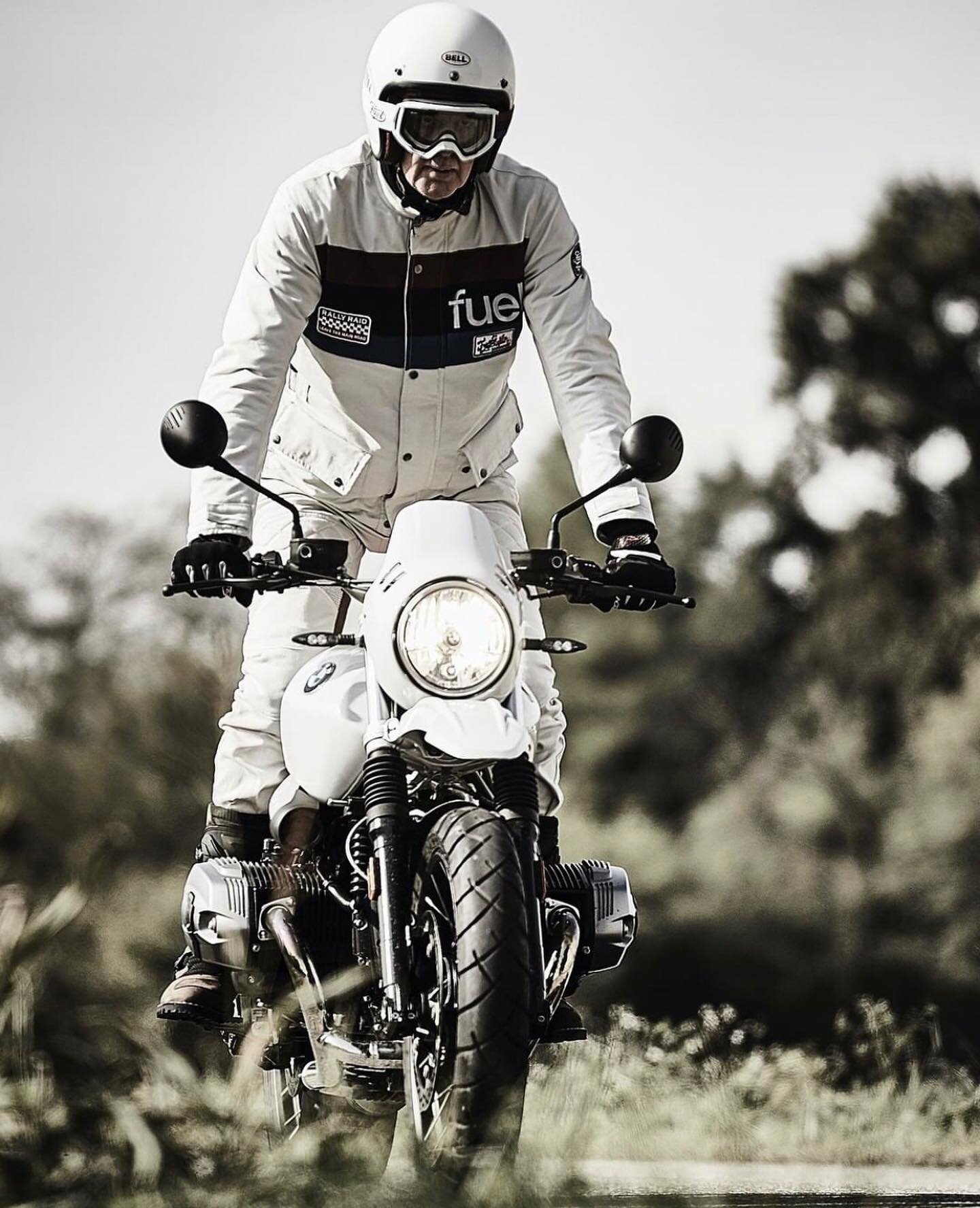 FUEL MOTORCYCLES 

The Fuel Rally Raid collection is inspired by the 1977 Paris Dakar, the ultimate adventure race across great lands for thousands of kilometres testing human strength. 
This white Jacket boasts a Tough Canvas Cordura outer layer and