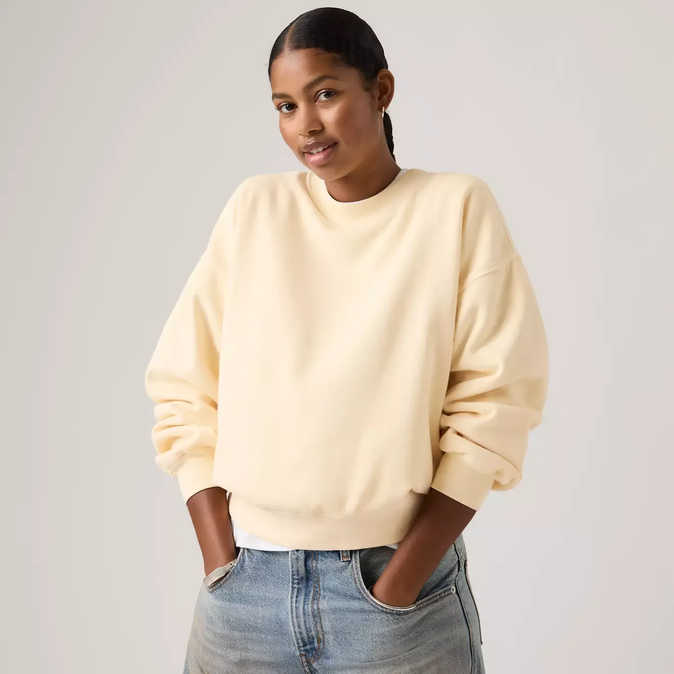 LEVIS BOXY SWEATSHIRT.webp