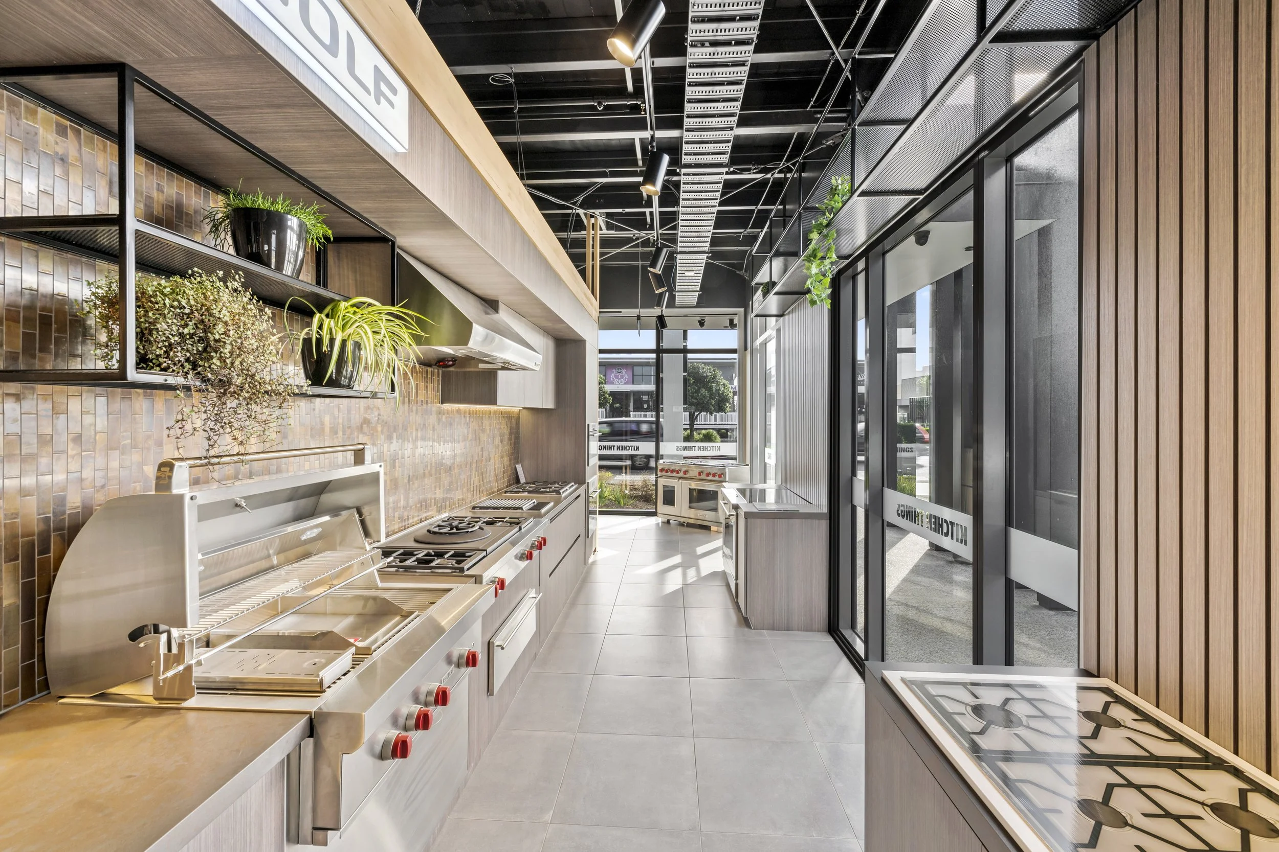 001_Open2view_ID552685-1_86_Lunn_Avenue.jpg