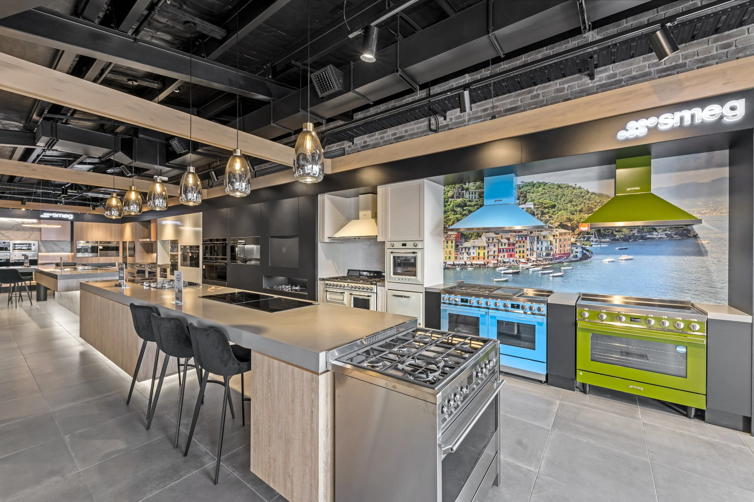 006_Open2view_ID552685-1_86_Lunn_Avenue.jpg