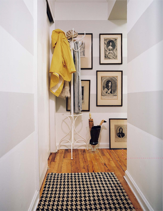 lonny mag yellow.png