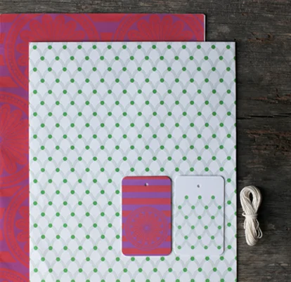 HOLIDAY gift wrap pack