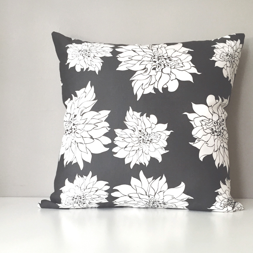 VillaCharcoal_20pillow.jpg