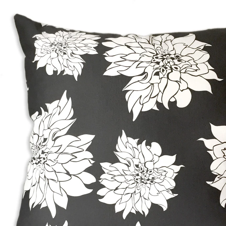 VillaBlack_20pillowB.jpg