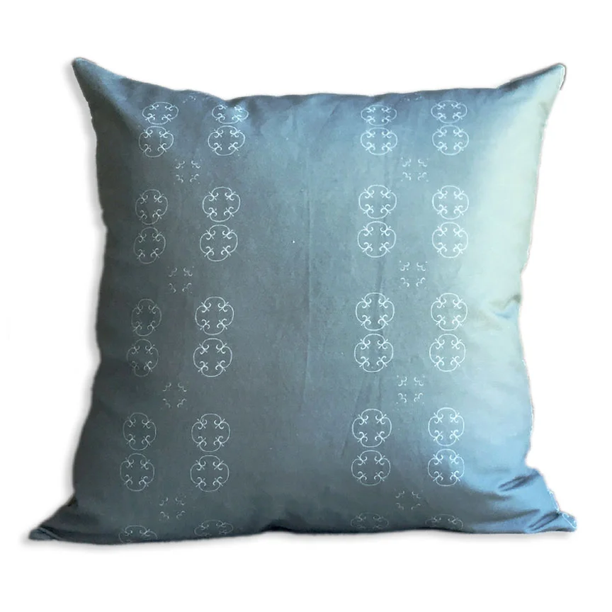 RomaSeaweed_20pillow.jpg