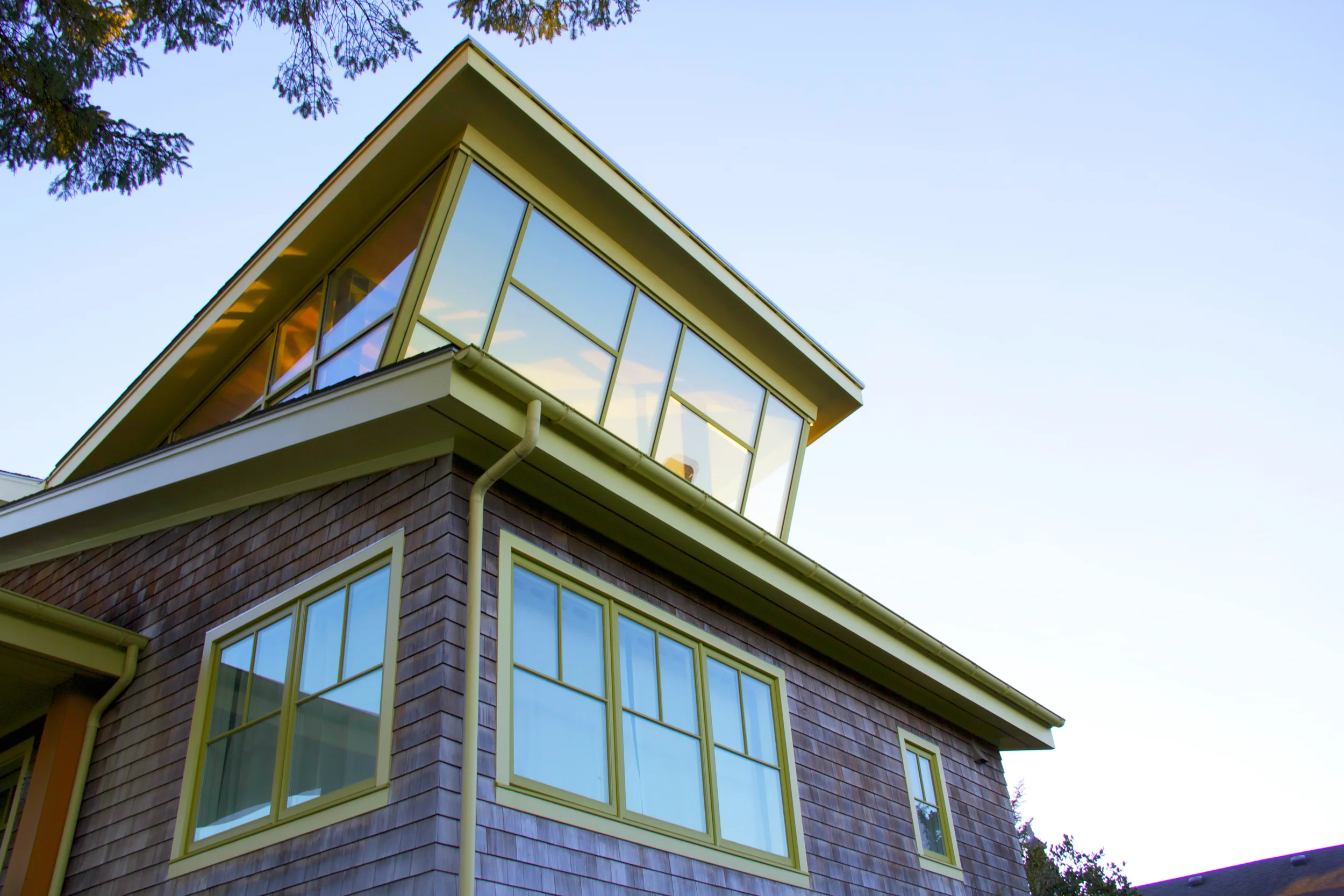 Hatfield Beach House, panoramic windows, custom home by Dick Baty Inc..jpg