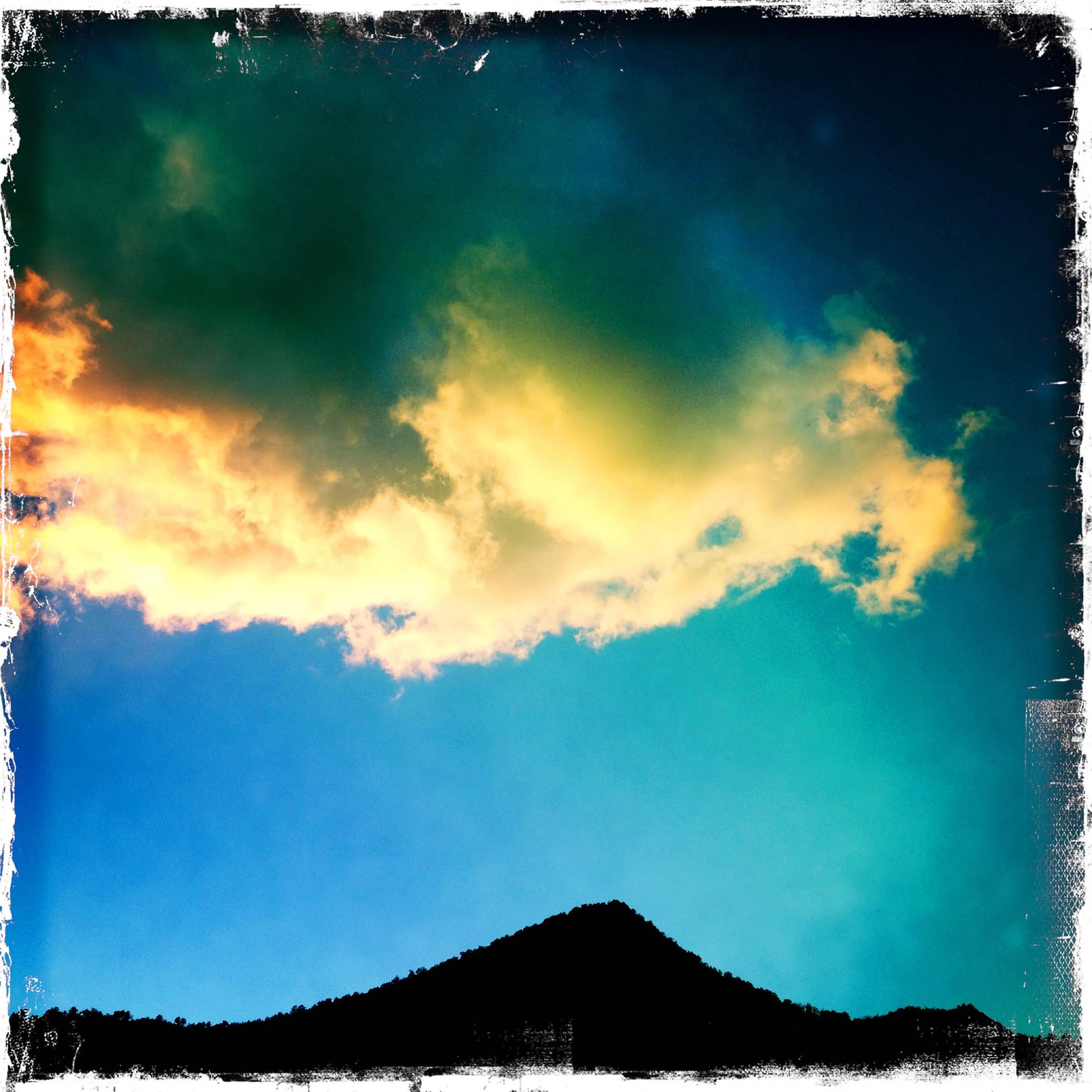 READY Hip Cloud.jpg
