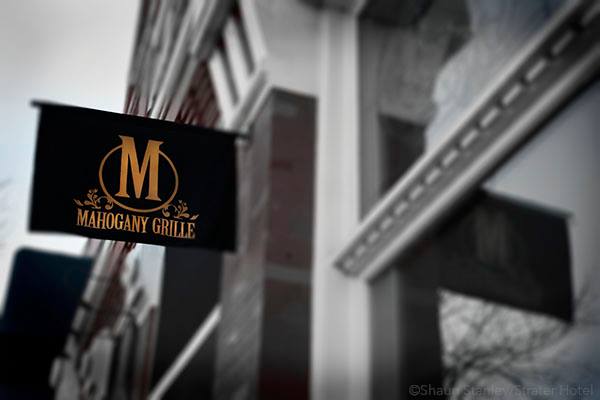 MG_Bw Sign copy.jpg