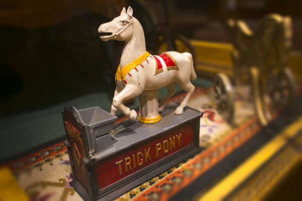 SH_XmasToyPony.jpg