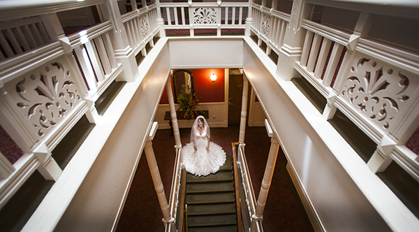 SCE_WeddingVDO_Stairs..jpg