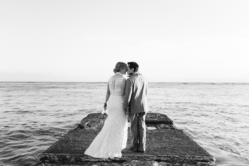 kate-adam-halekulani-hawaii-wedding-photographer-016.jpg