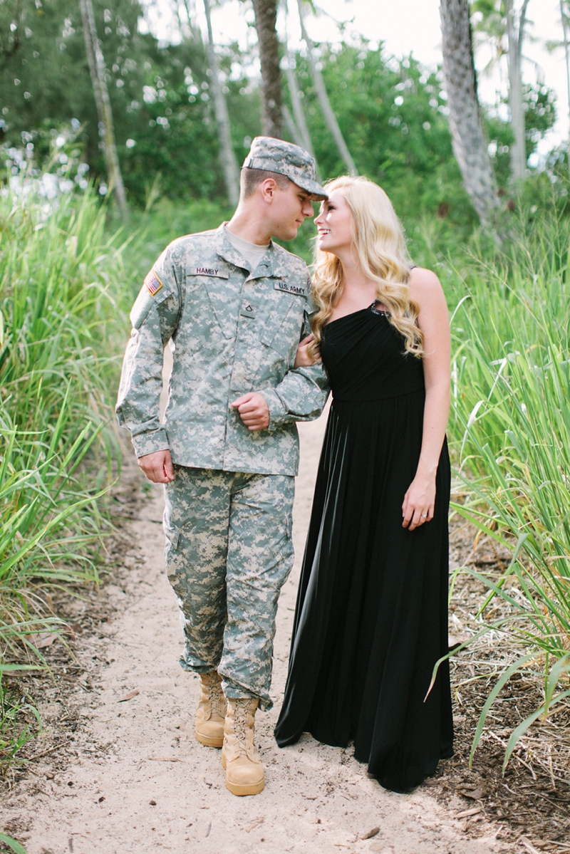 bethany-tim-hawaii-engagement-photographer-006.jpg