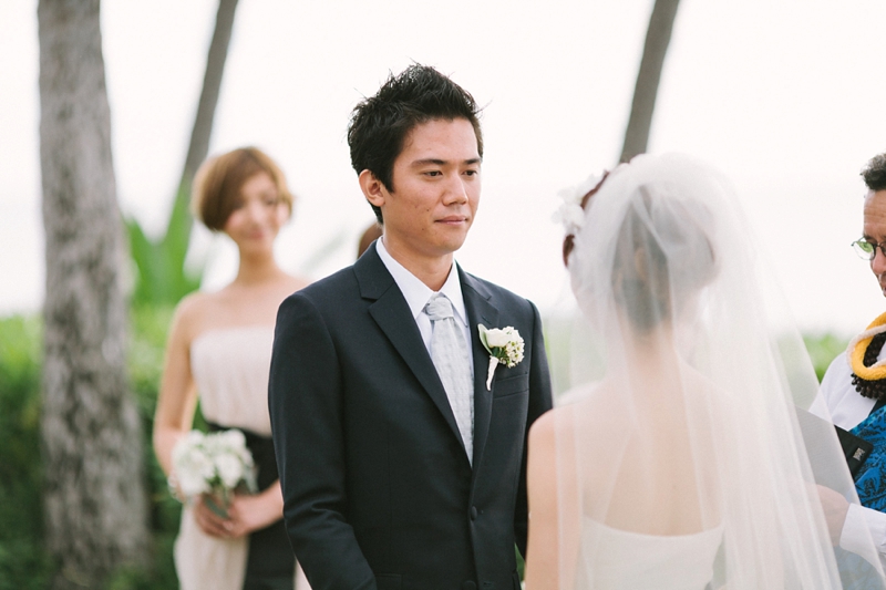 stylish-lanikuhonua-wedding-019.jpg
