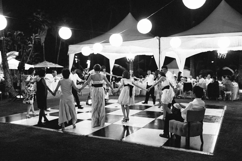 stylish-lanikuhonua-wedding-045.jpg