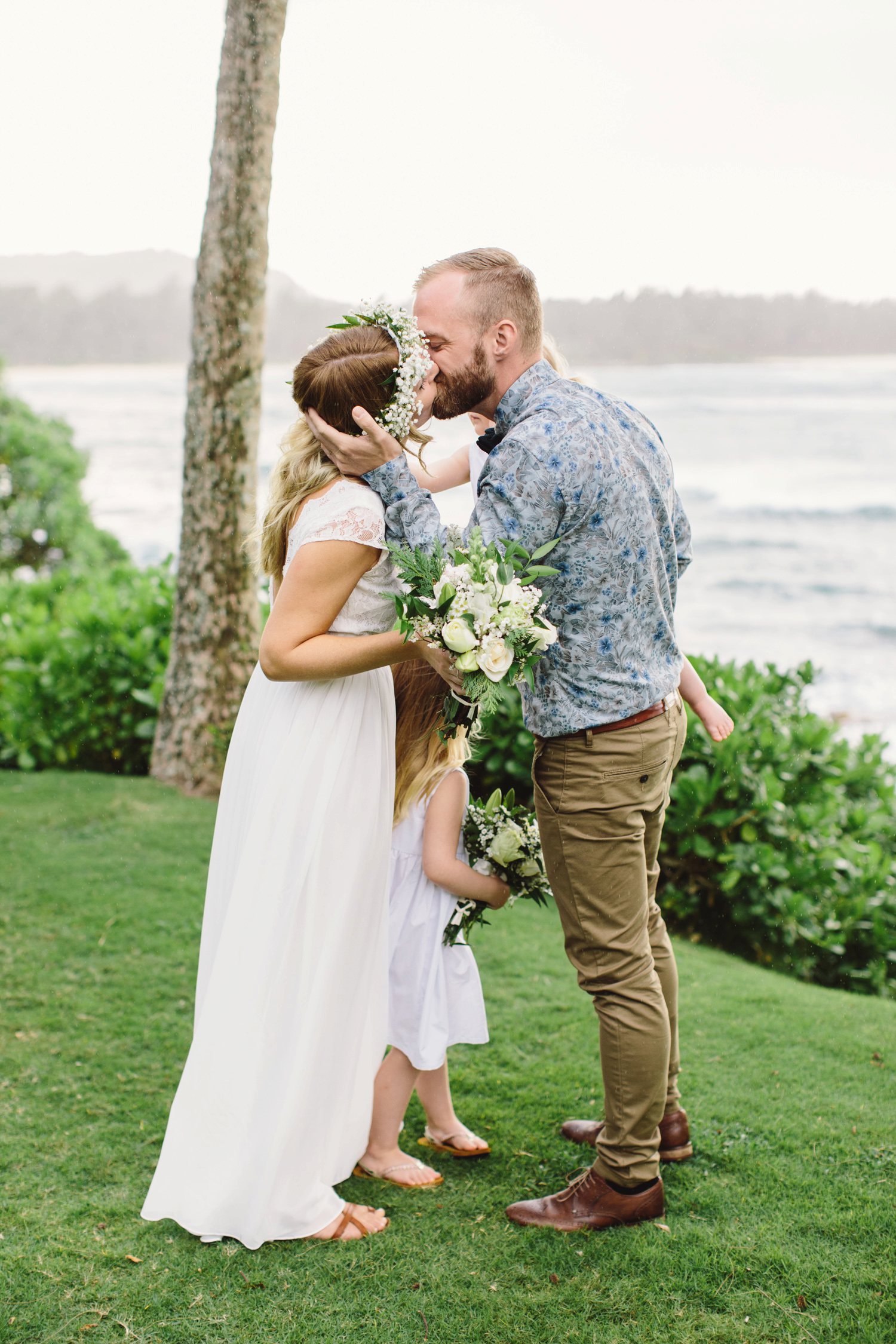 annika-pele-hawaii-elopement-007.jpg