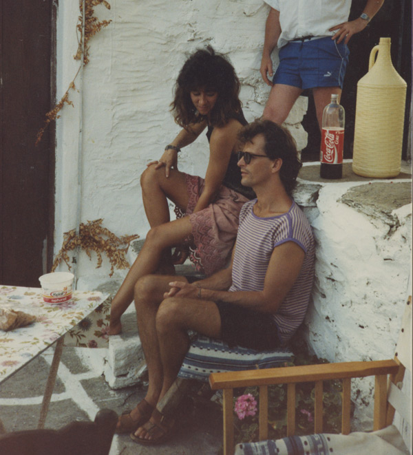 Jane Morris with John Pack. Jane first came to Paros in 1984 and then became the full time painting and drawing teacher at the Aegean School in 1986.
