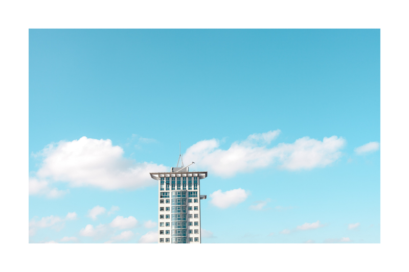Berlin 2014 © Miri Berlin Photography Limited Edition of 10 prints Signed & numbered on back Size: 20x30cm (8x12) Border: White, 2 cm 79 Euro (worldwide shipping included)