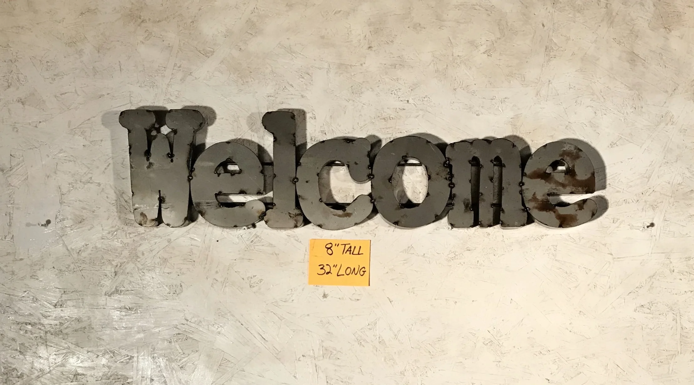 Jamie's phone WEBSITE 3329.JPG