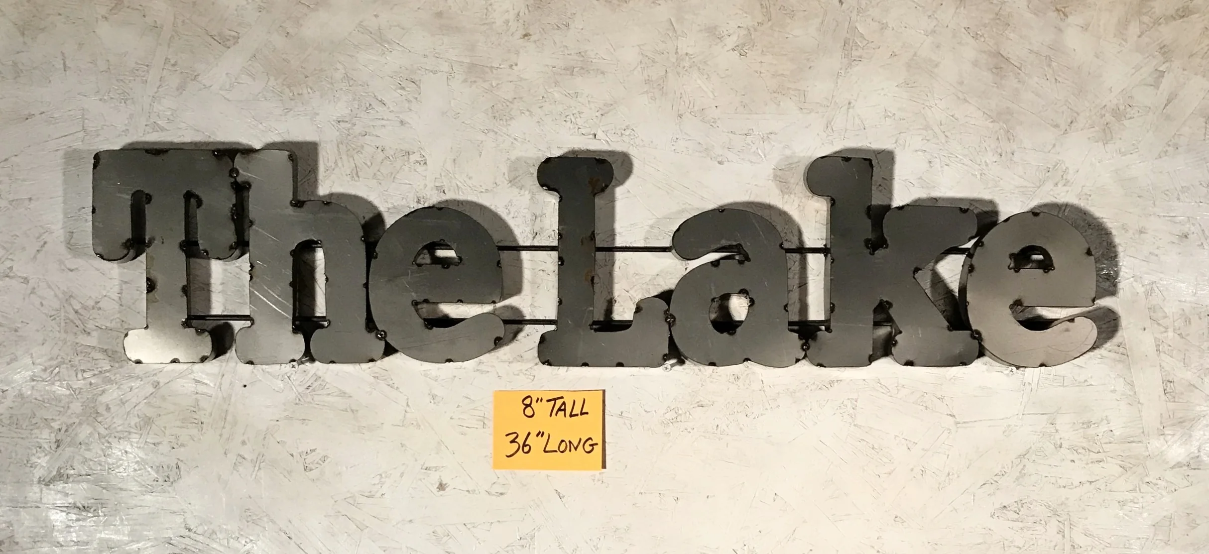 Jamie's phone WEBSITE 3346.JPG