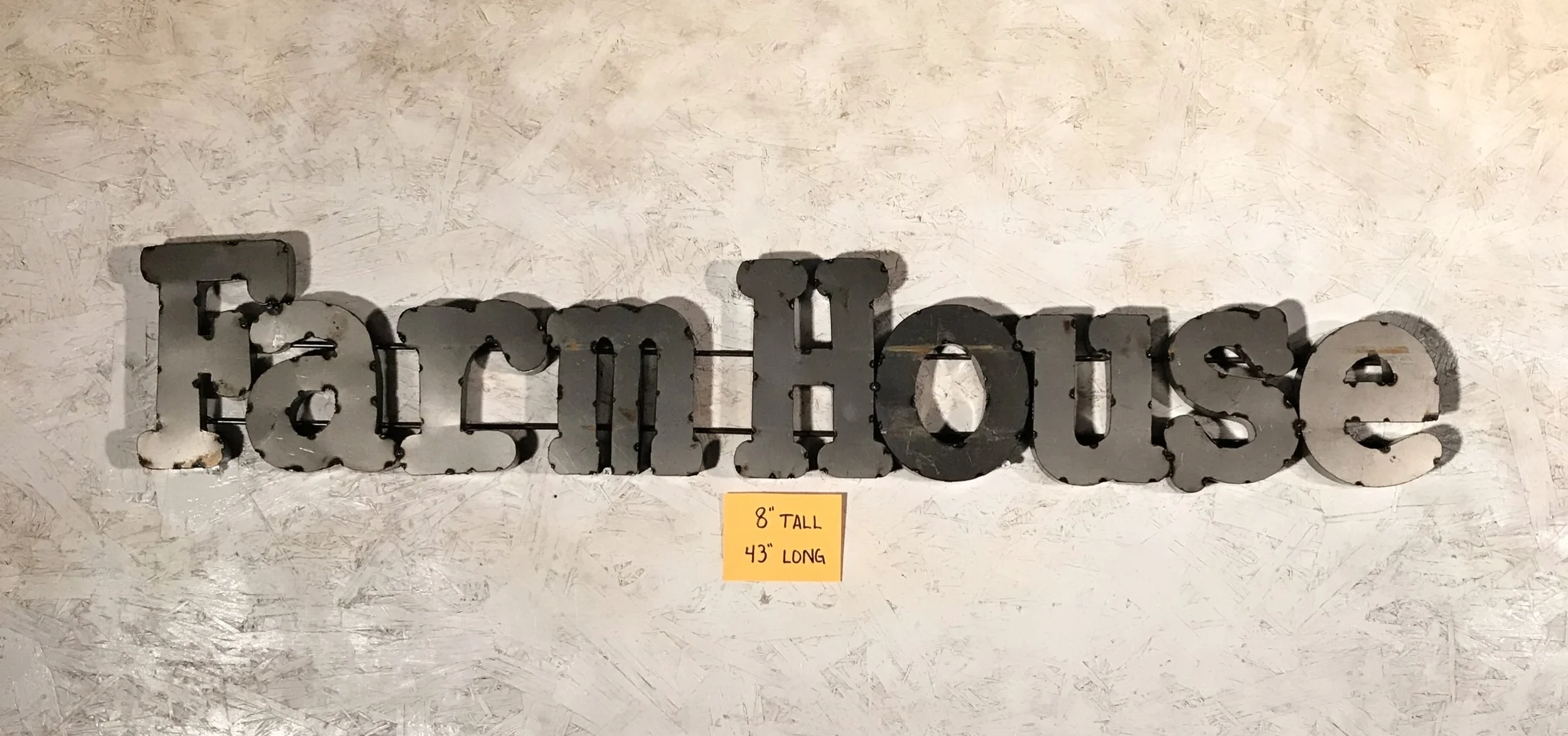 Jamie's phone WEBSITE 3297.JPG