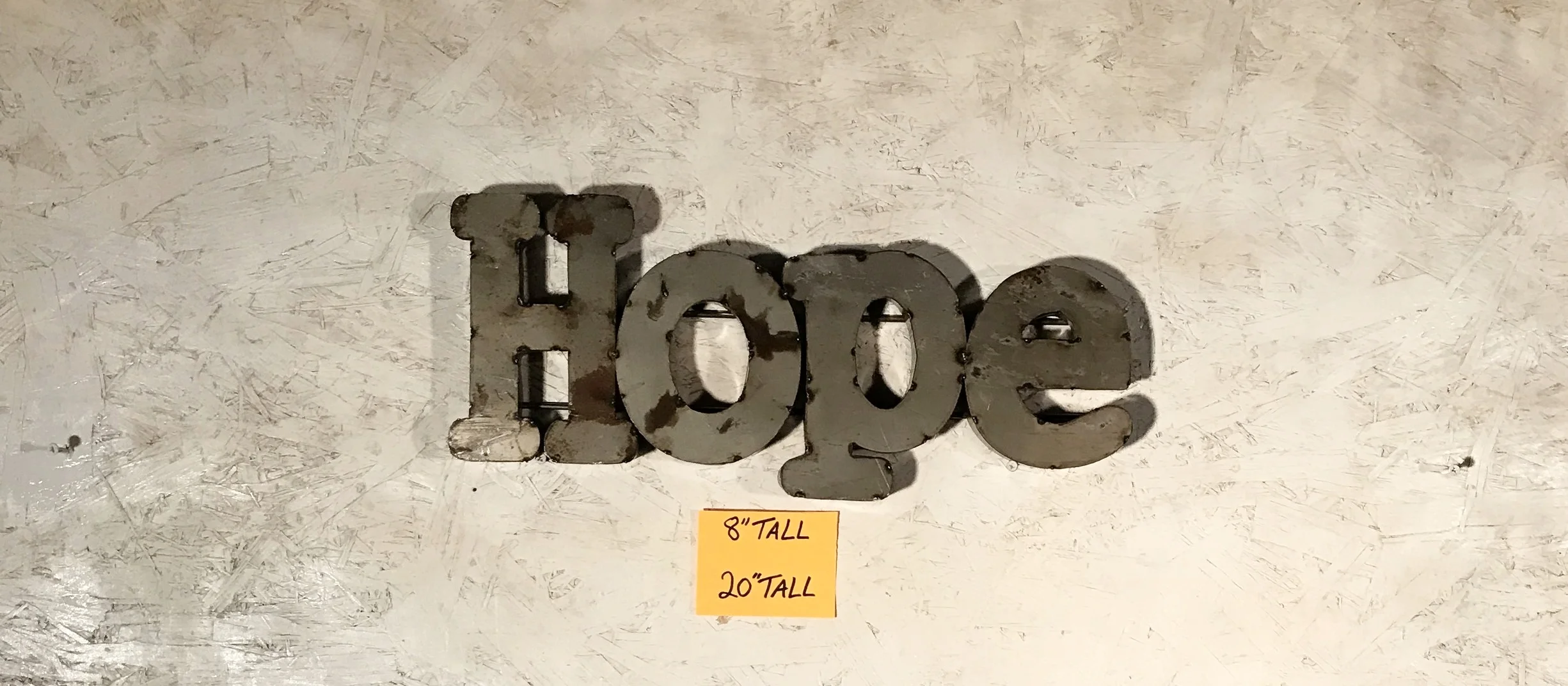 Jamie's phone WEBSITE 3372.JPG