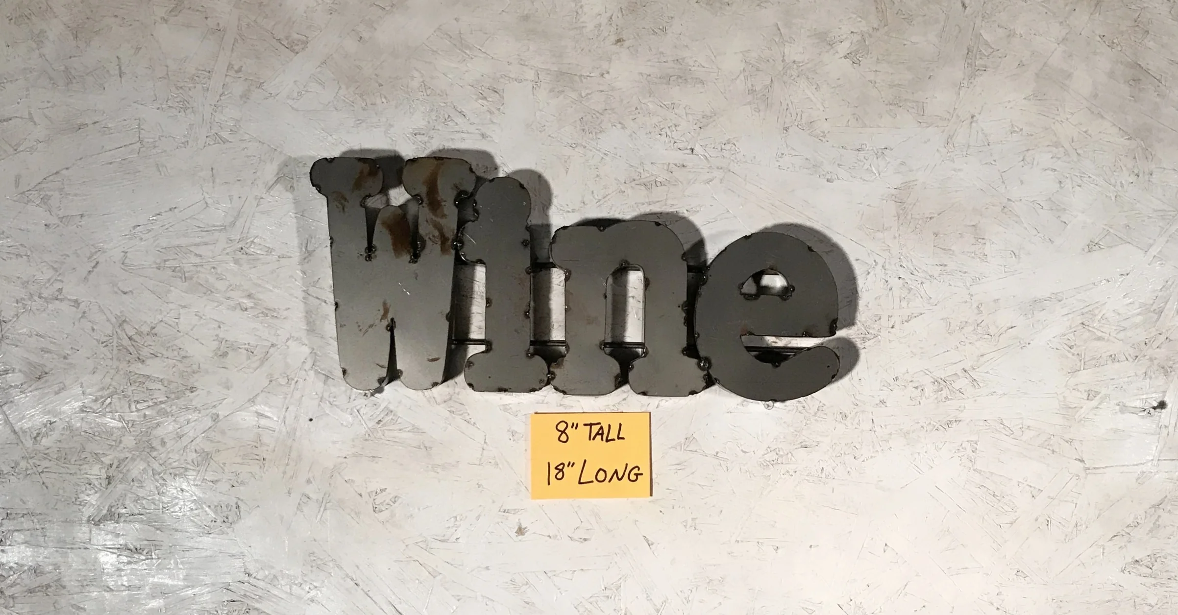 Jamie's phone WEBSITE 3386.JPG