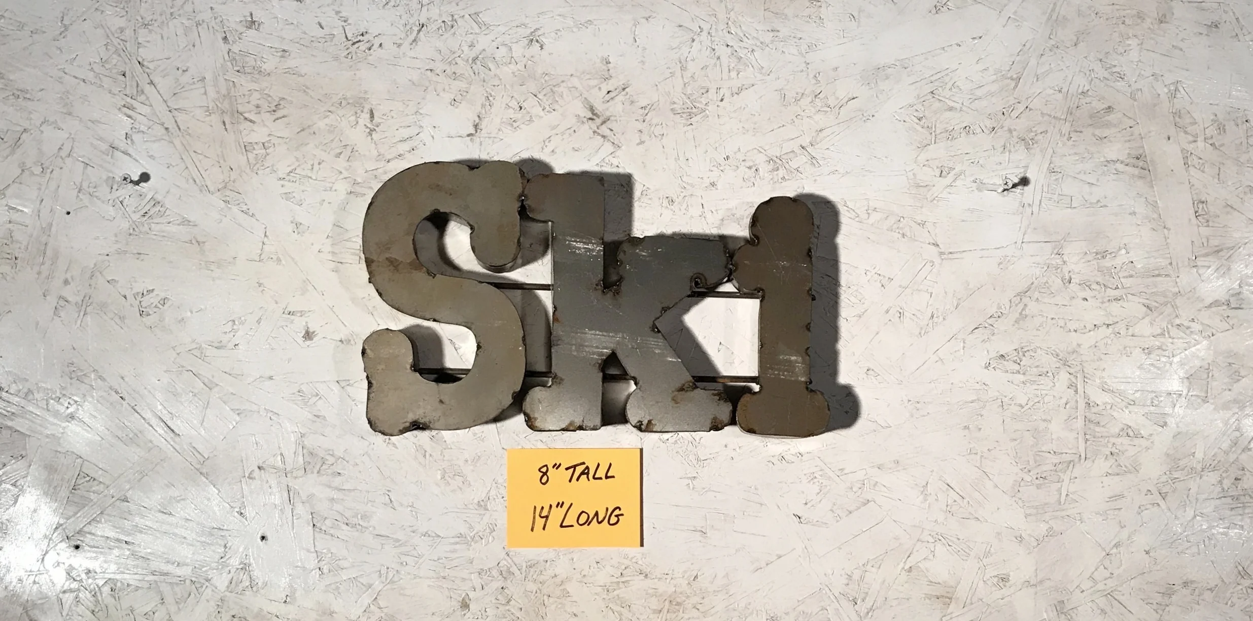 Jamie's phone WEBSITE 3398.JPG