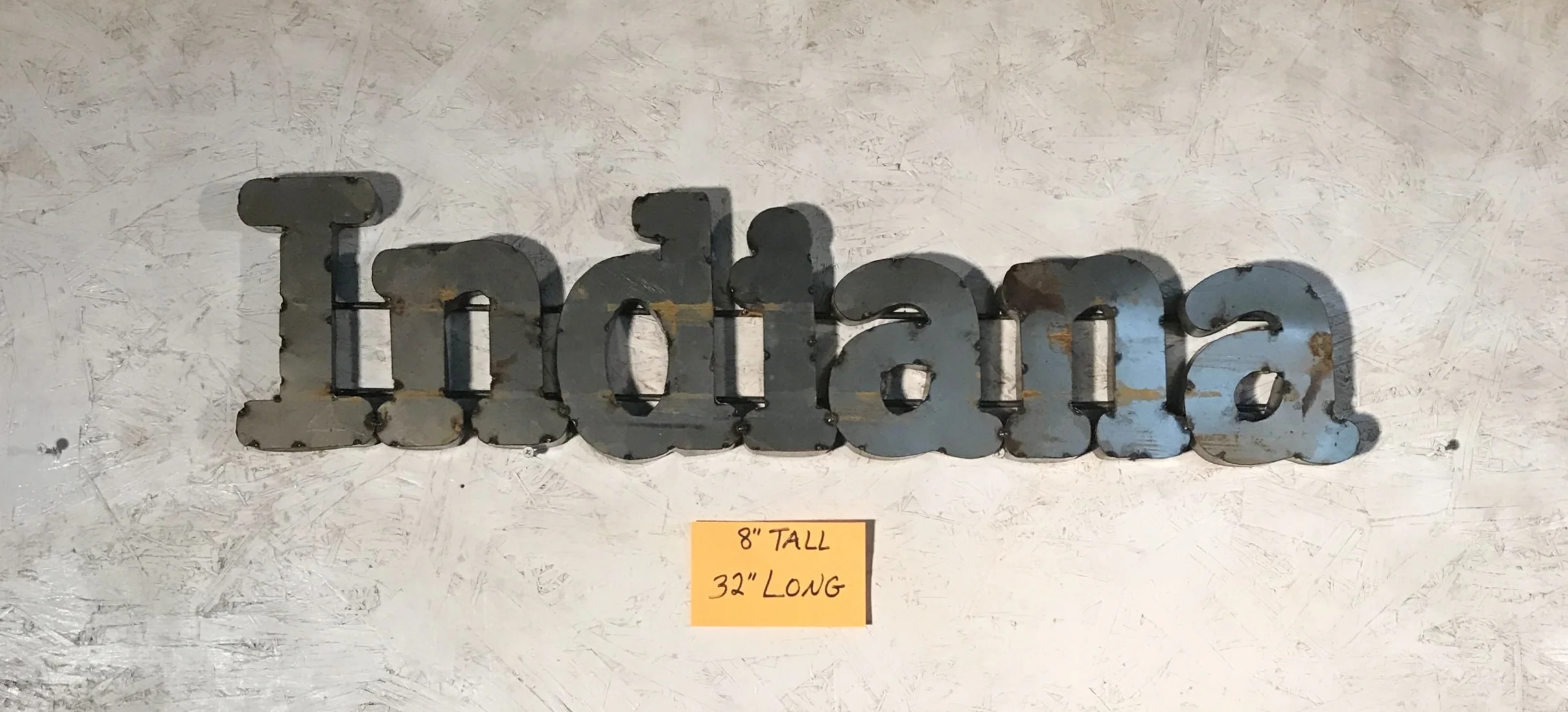 Jamie's phone WEBSITE 3430.JPG