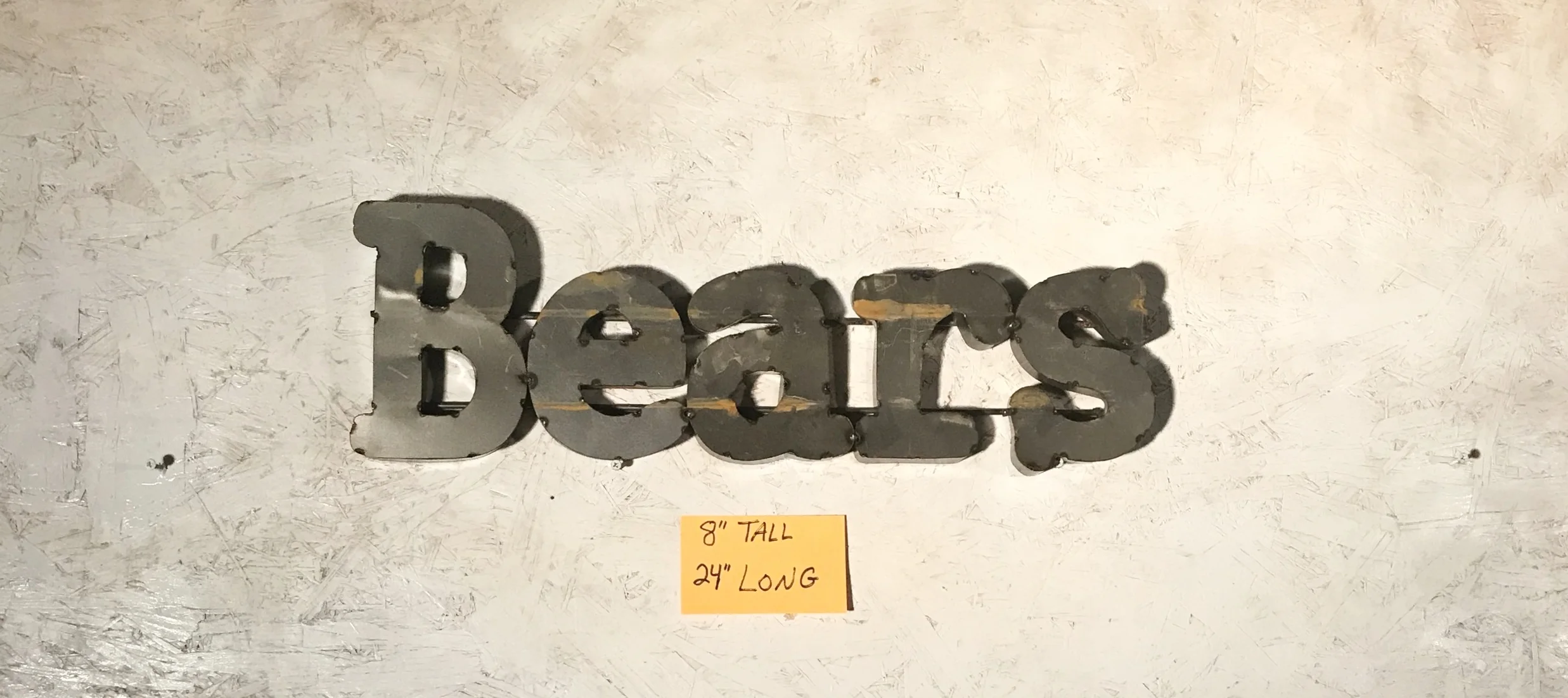 Jamie's phone WEBSITE 3451.JPG