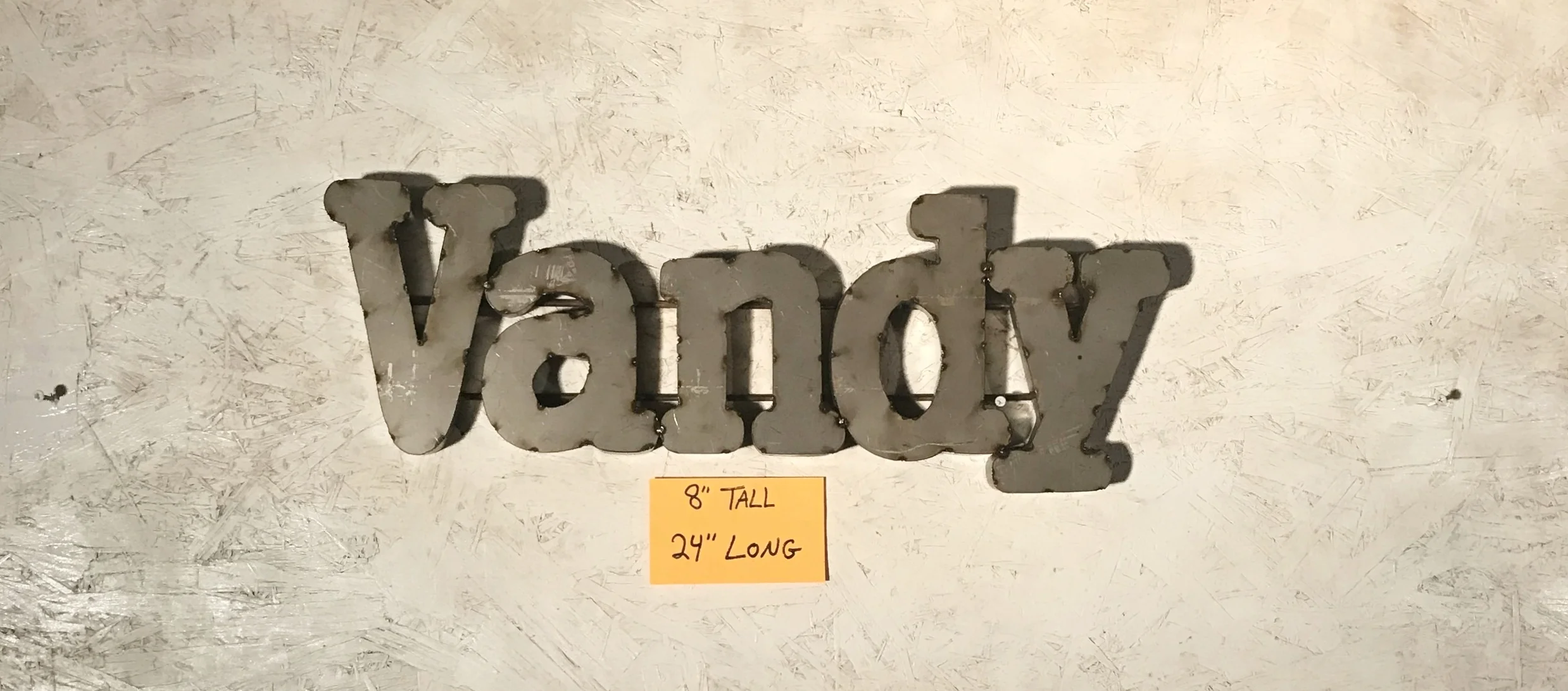 Jamie's phone WEBSITE 3454.JPG