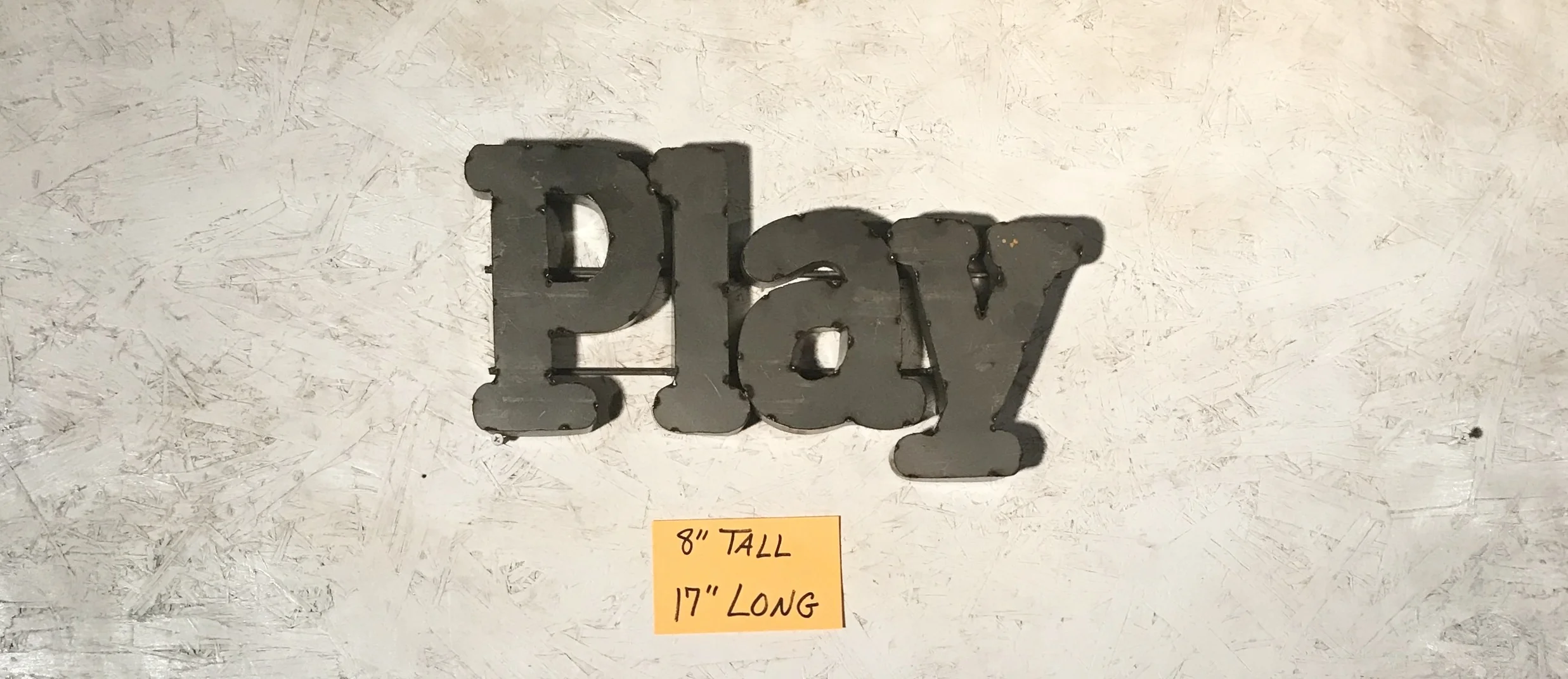 Jamie's phone WEBSITE 3470.JPG