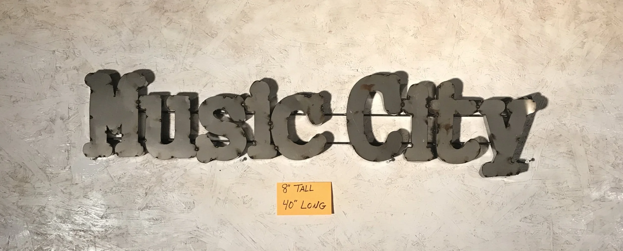 Jamie's phone WEBSITE 3478.JPG