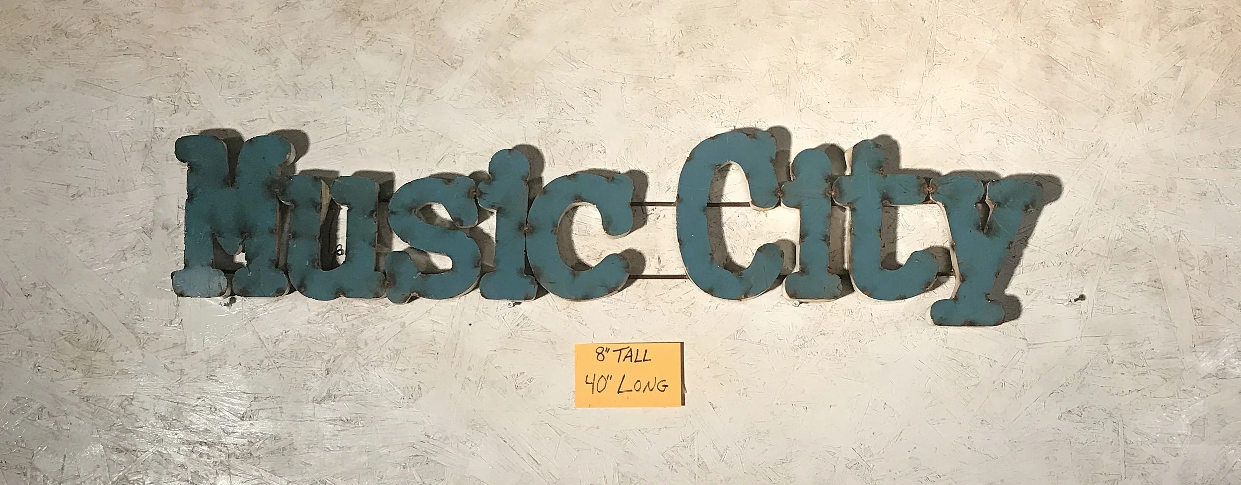 Jamie's phone WEBSITE 3481.JPG