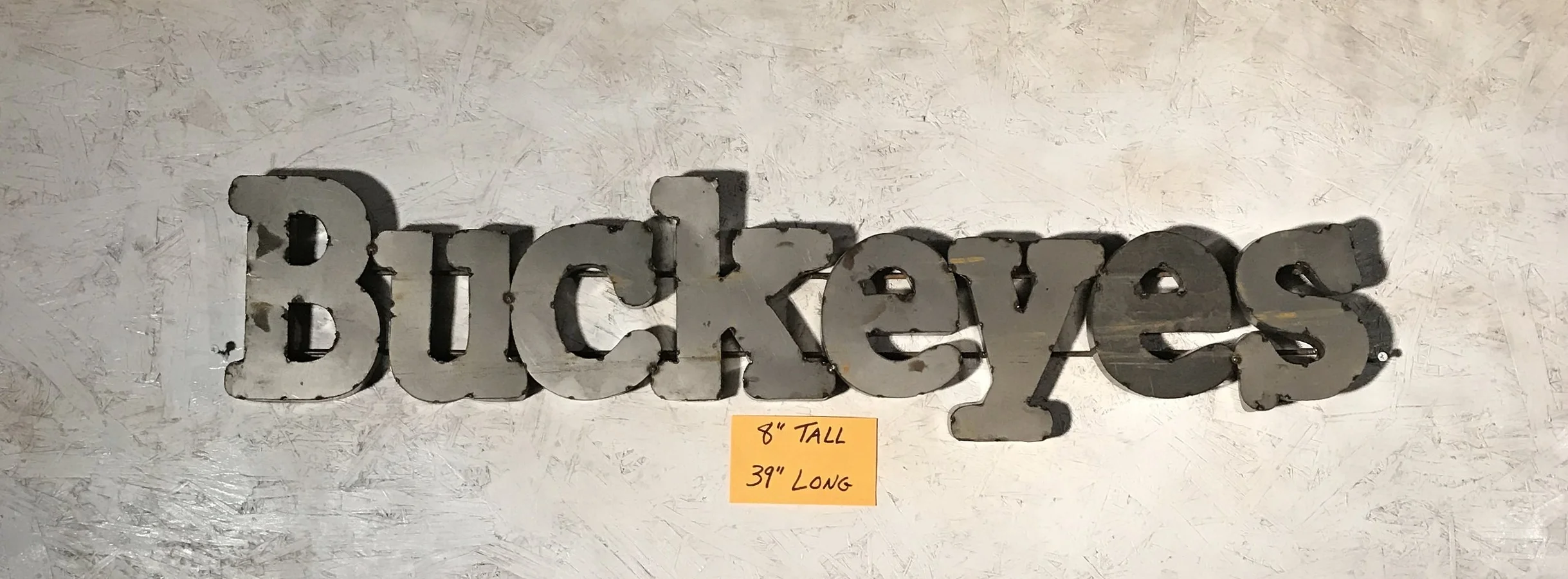 Jamie's phone WEBSITE 3494.JPG