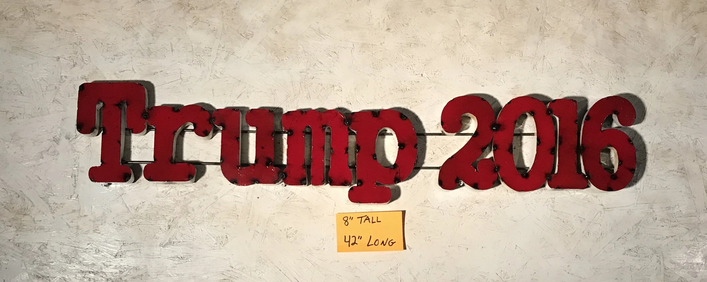 Jamie's phone WEBSITE 3506.JPG