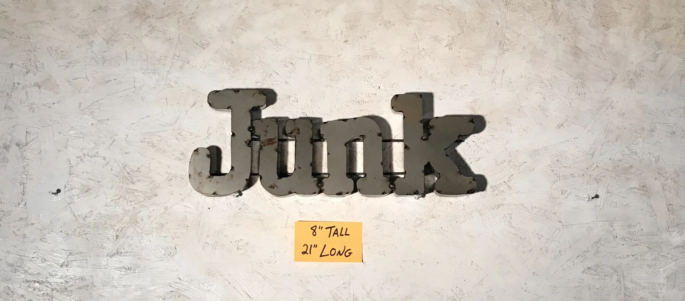 Jamie's phone WEBSITE 3509.JPG