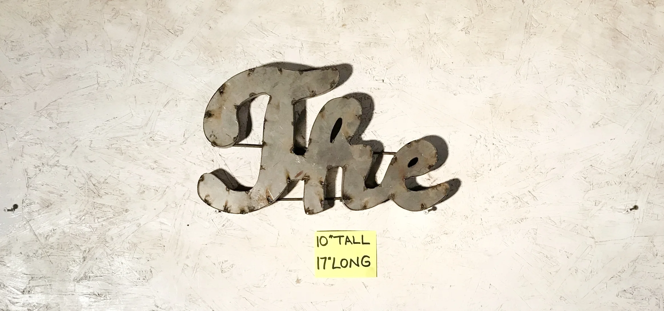 Jamie's phone WEBSITE 3532.JPG