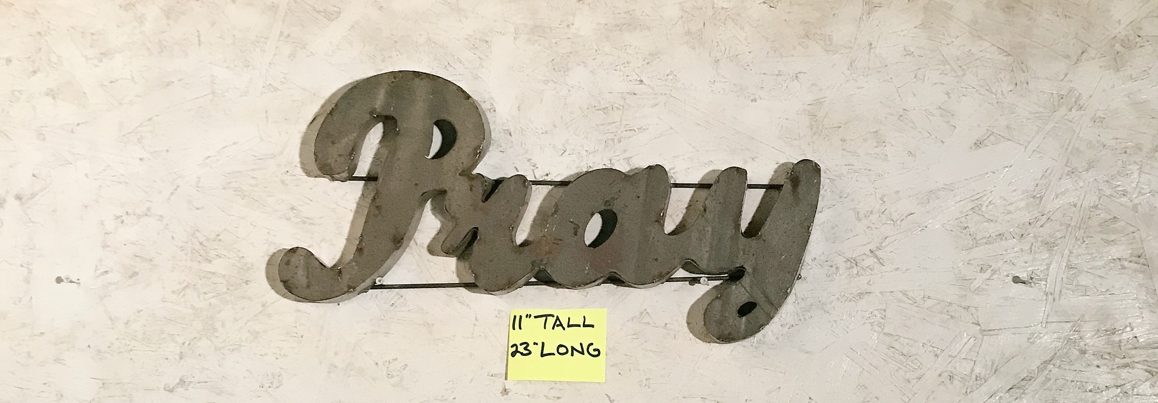 Jamie's phone WEBSITE 3579.JPG